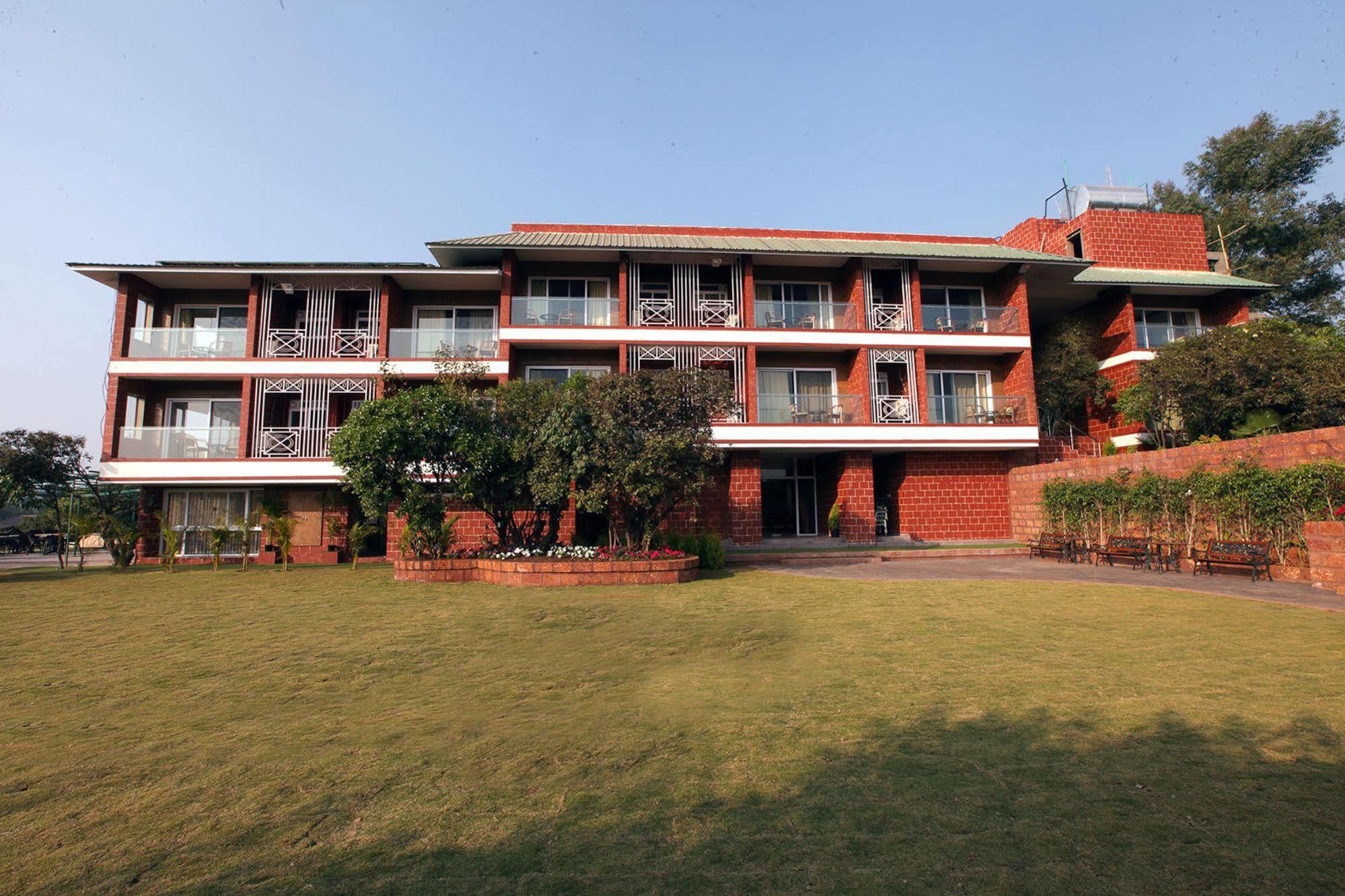 Bella Vista Resort Mahābaleshwar Eksteriør billede