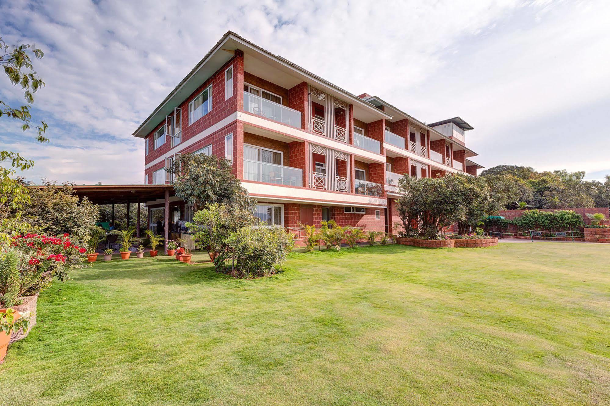 Bella Vista Resort Mahābaleshwar Eksteriør billede
